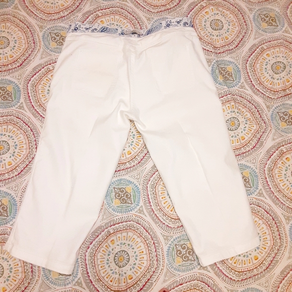 Levi's Tummy Flattening Wide Leg Crop Stretch Jean - Picture 9 of 16